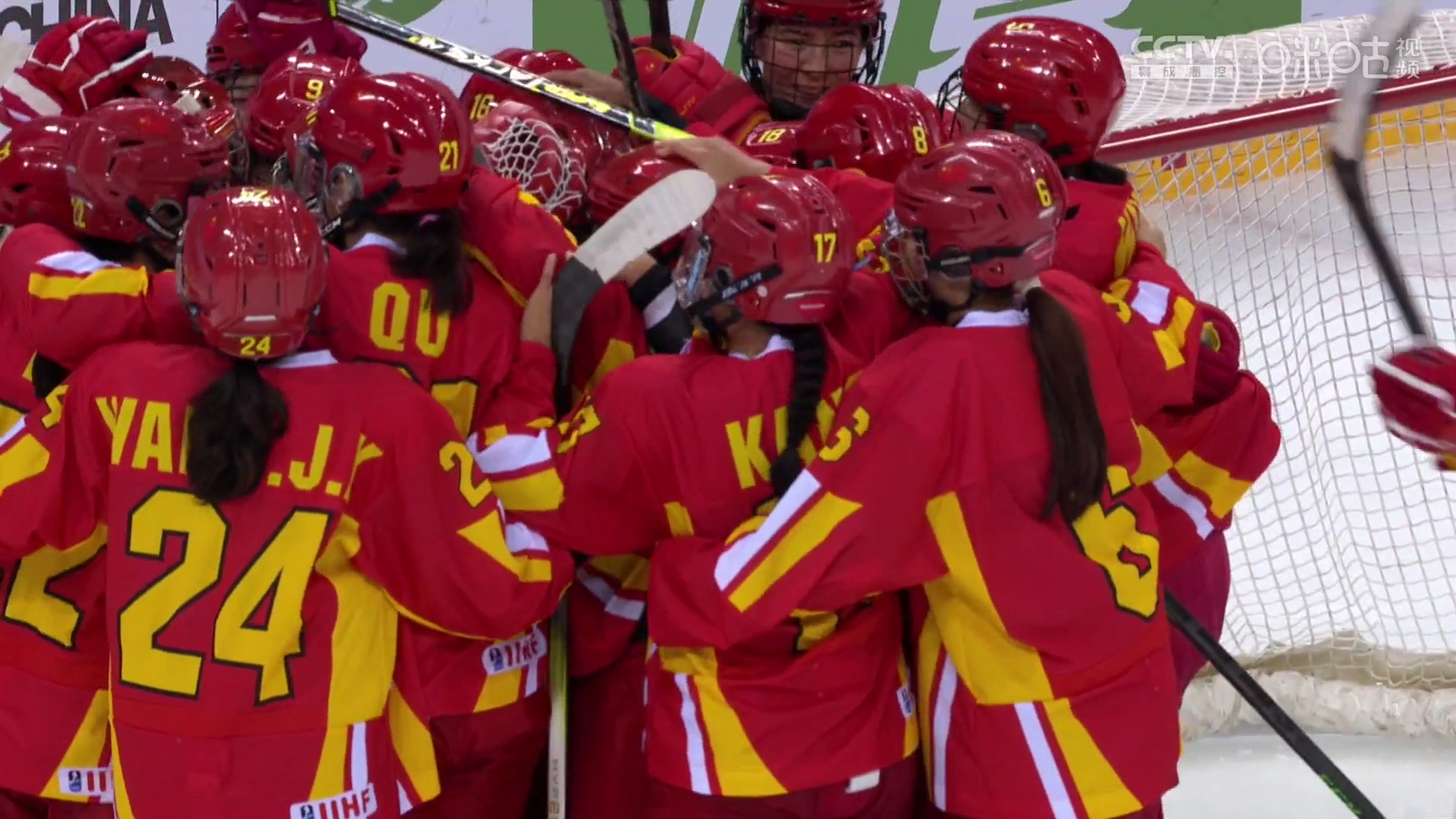 关于连胜势头难挡！冰球豪取十连胜的信息