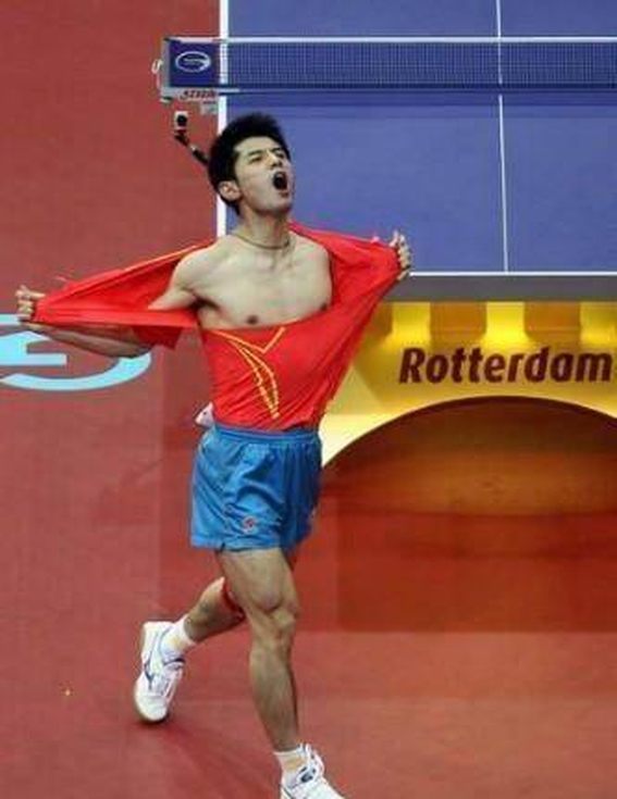 韩国队逆转日本队，张继科点燃赛场