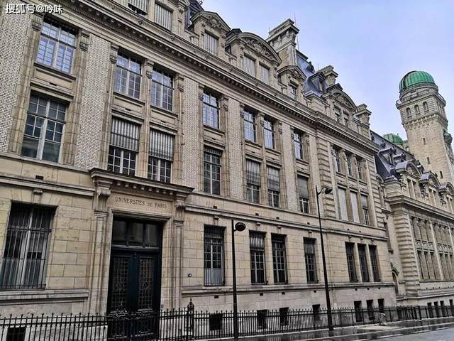 关于巴黎碾压希腊，孔德统治全场的信息