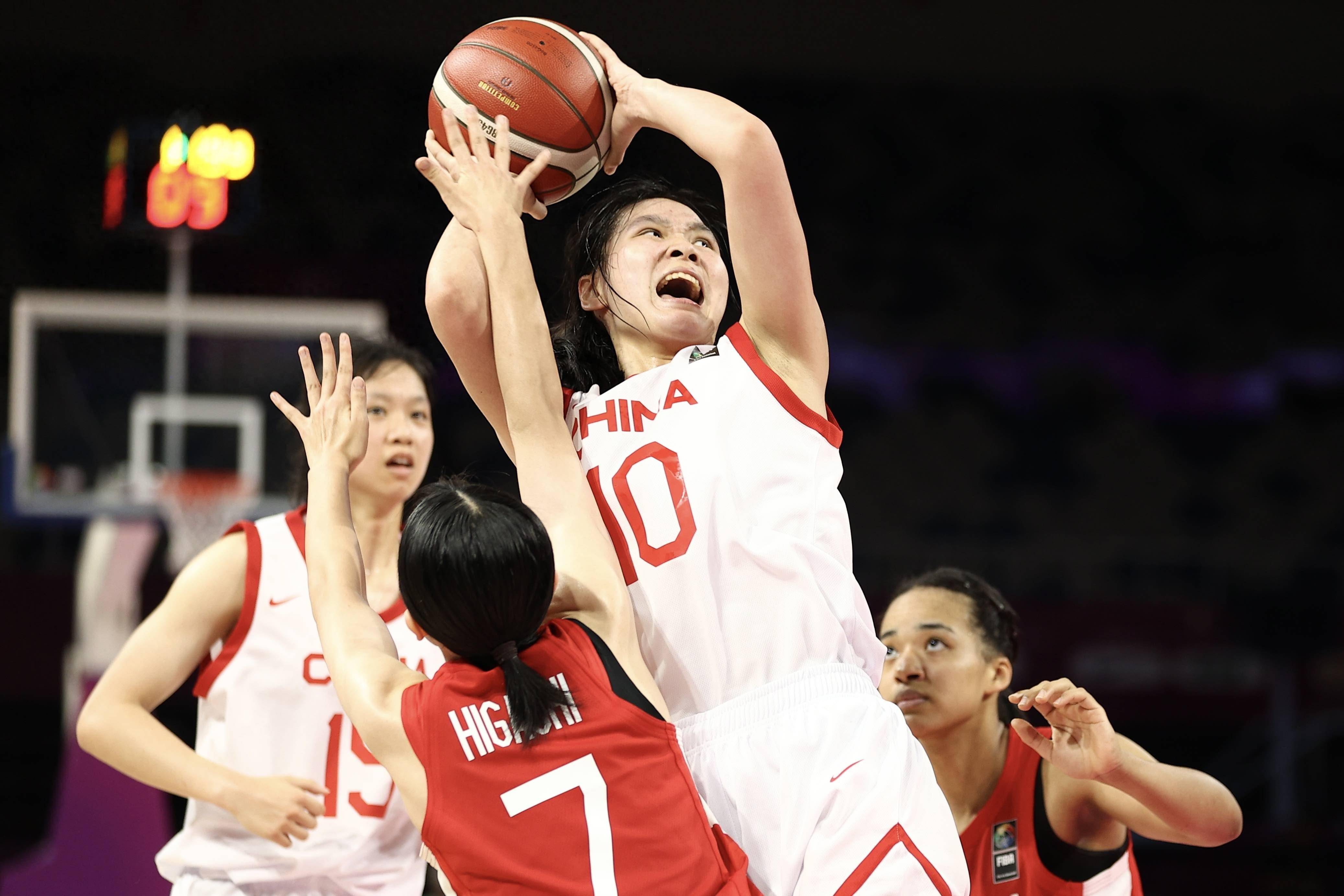 日本队力克泰国队,李梓嘉高光表现 日本队力克泰国队,李梓嘉高光表现