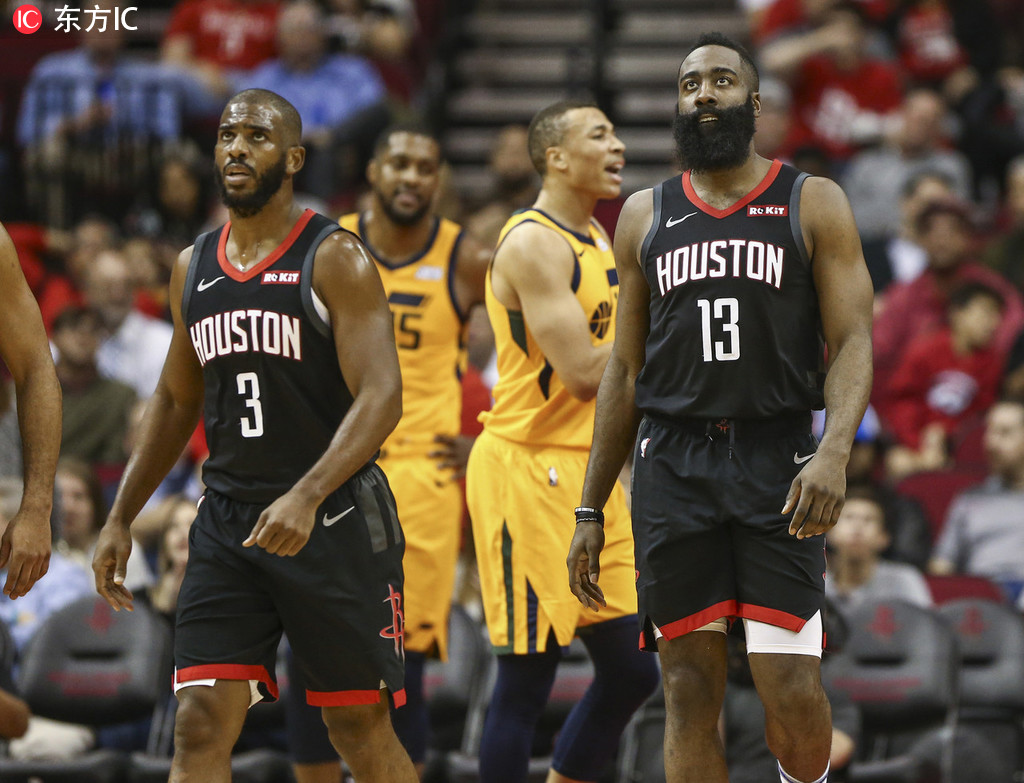 青岛队碾压火箭，戈贝尔扛起全队