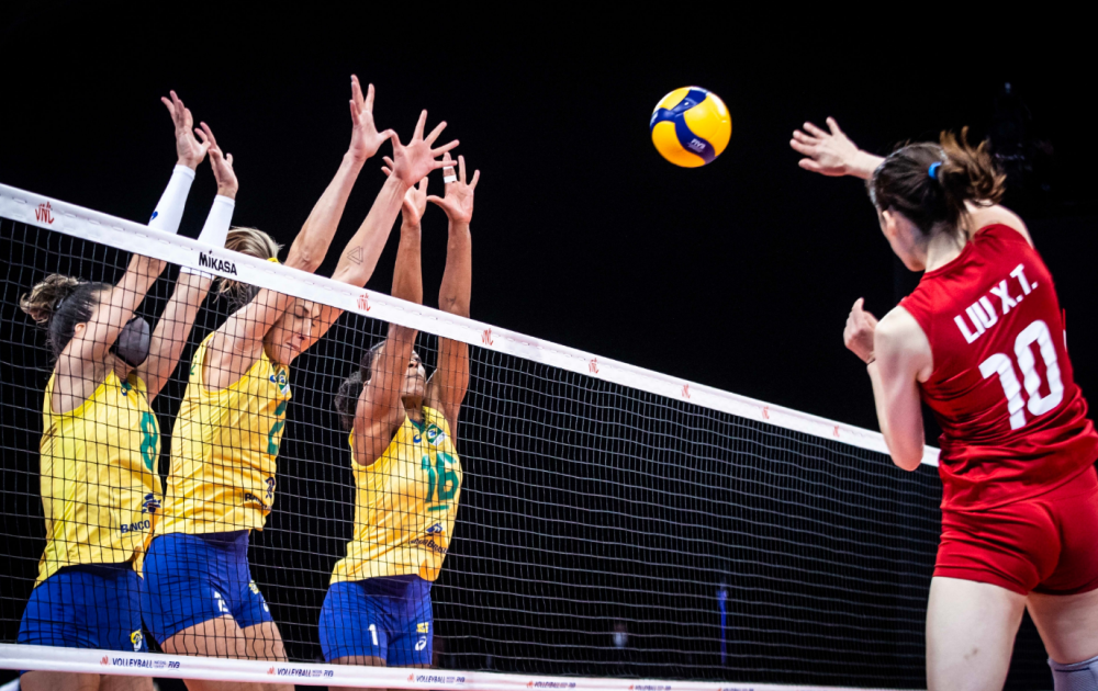 中国队横扫印度队,安赛龙带队取胜 中国队横扫印度队,安赛龙带队取胜