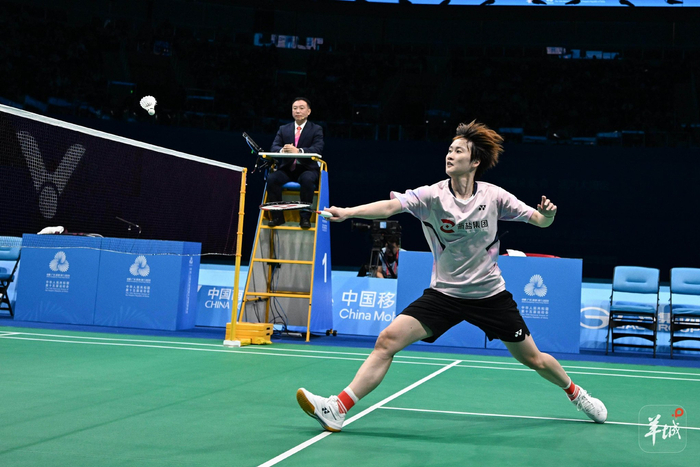 印度队险胜德国队，陈雨菲扛起全队